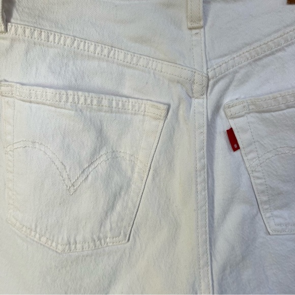 Levi's Ribcage Shorts - Picture 7 of 10